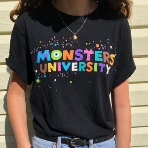 Super cute official Monsters University tshirt 🎒